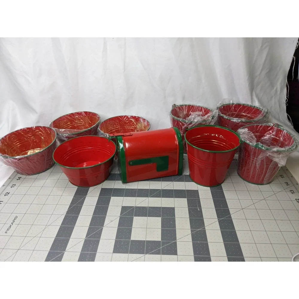 Pacific Rim Metal Pail Bucket Mailbox‎ Planter Decoration Lot